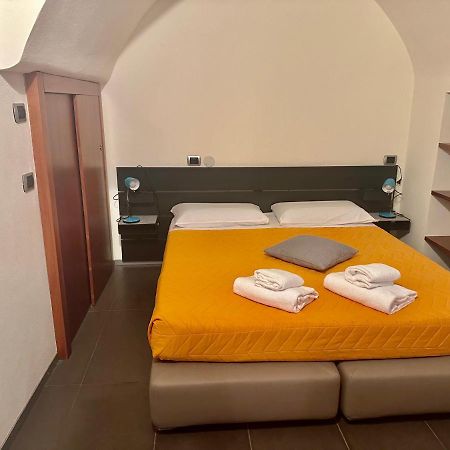 Feel - Luxury Duomo Suite 贝尔加莫 外观 照片
